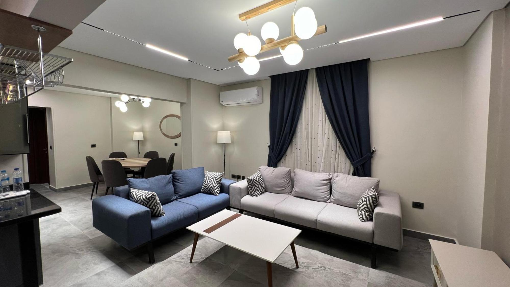 Luxury Apartment El Mohandessen Cairo Exterior photo